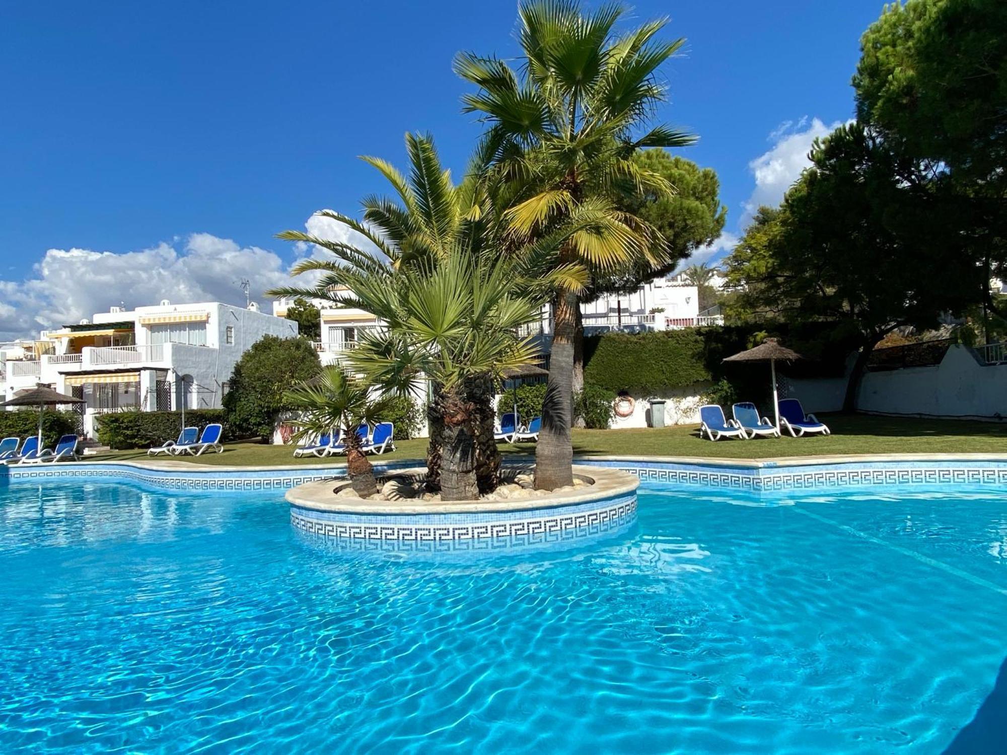 Paraiso Blanco 16A Apartments Casasol Nerja Rum bild